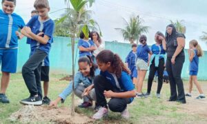 Semana do Meio Ambiente - Plantio de Mudas (41)