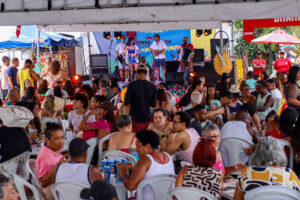 Festa foi realizada na Praça Dr. Roberto Marinho, na Praia da Baleia | Fotos: Cleydson Alan/ASCOM PMSPA